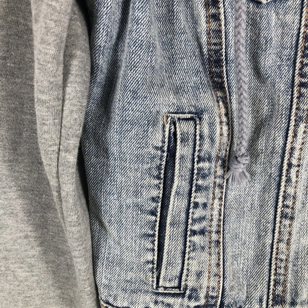 Highway Jeans Girls Denim Jacket Size S Hooded Sweatshirt Button Up Casual - Picture 10 of 15